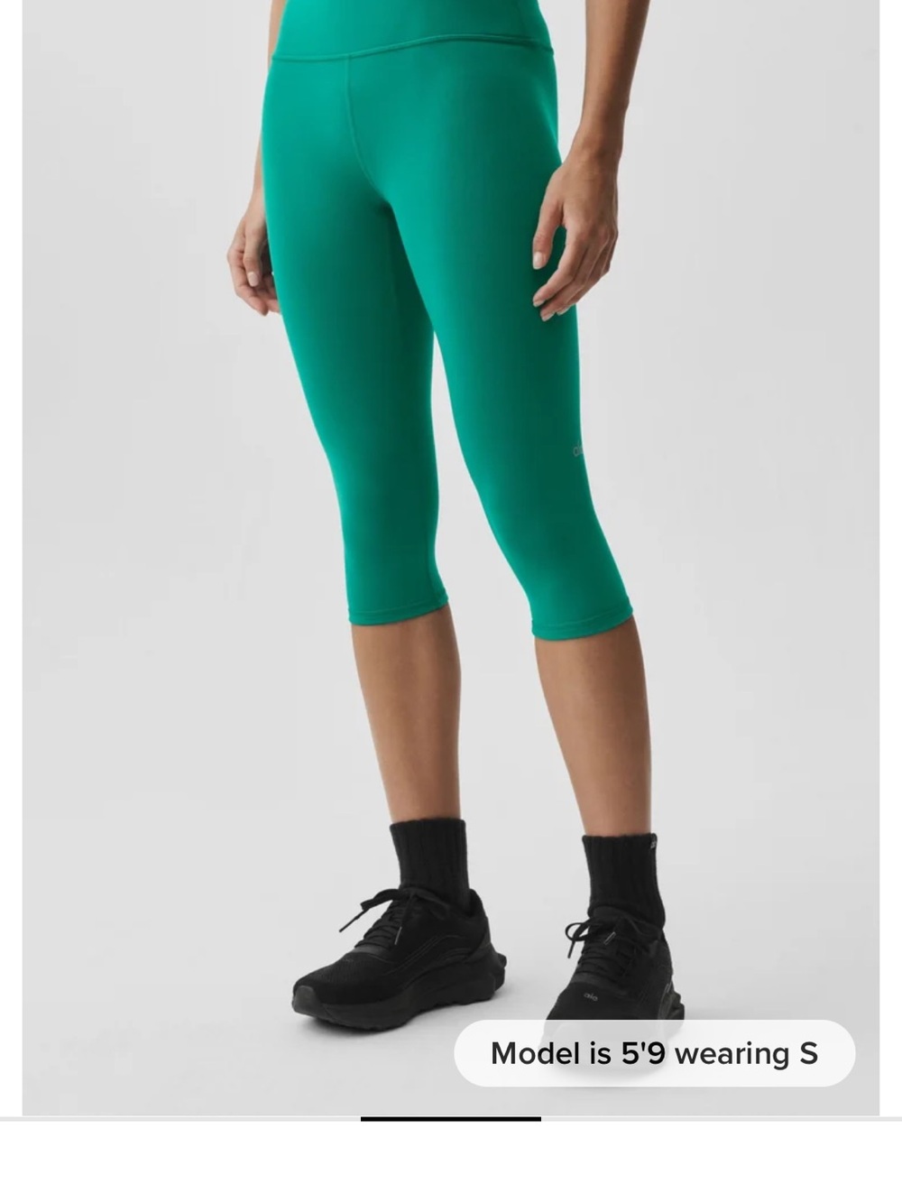 ALO Yoga Women's Capris in Teal Green - Picture 3 of 3